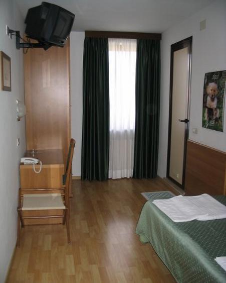 Sonia Hotel 3*